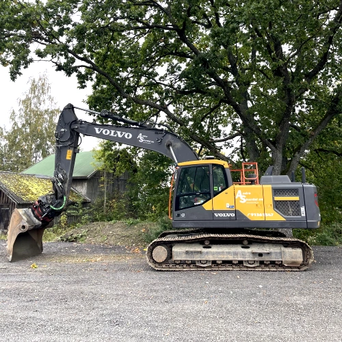 Volvo EC220
